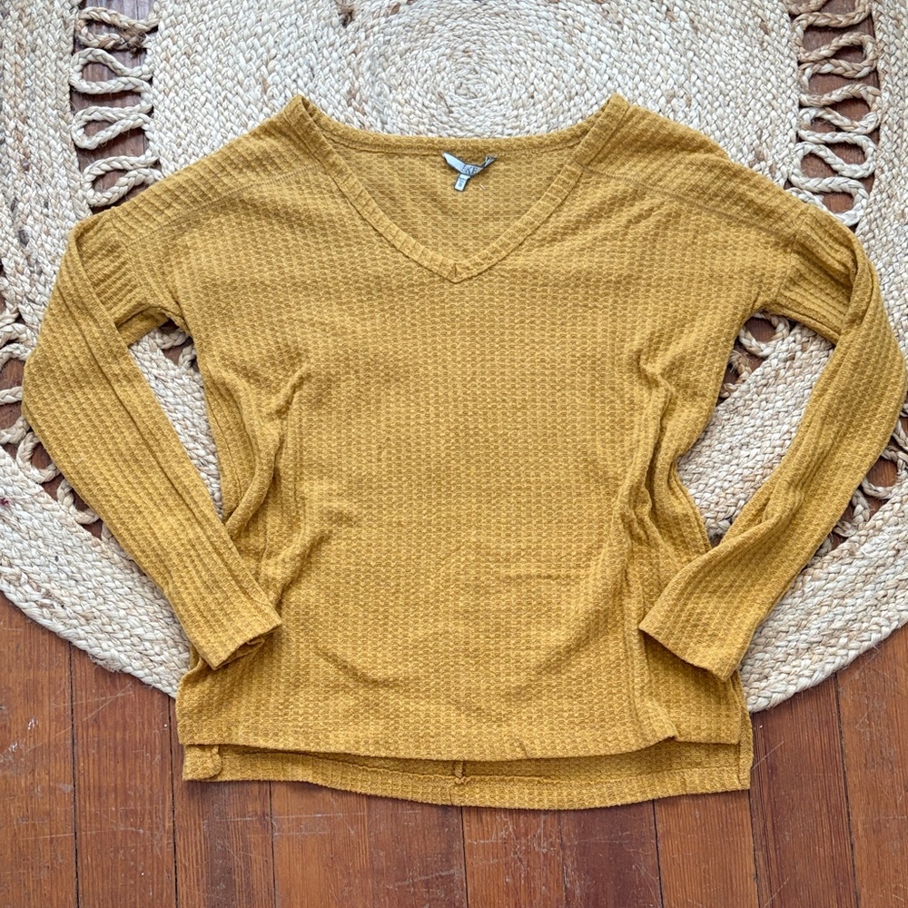 BKE Golden Yellow Waffle Knit V-Neck Top